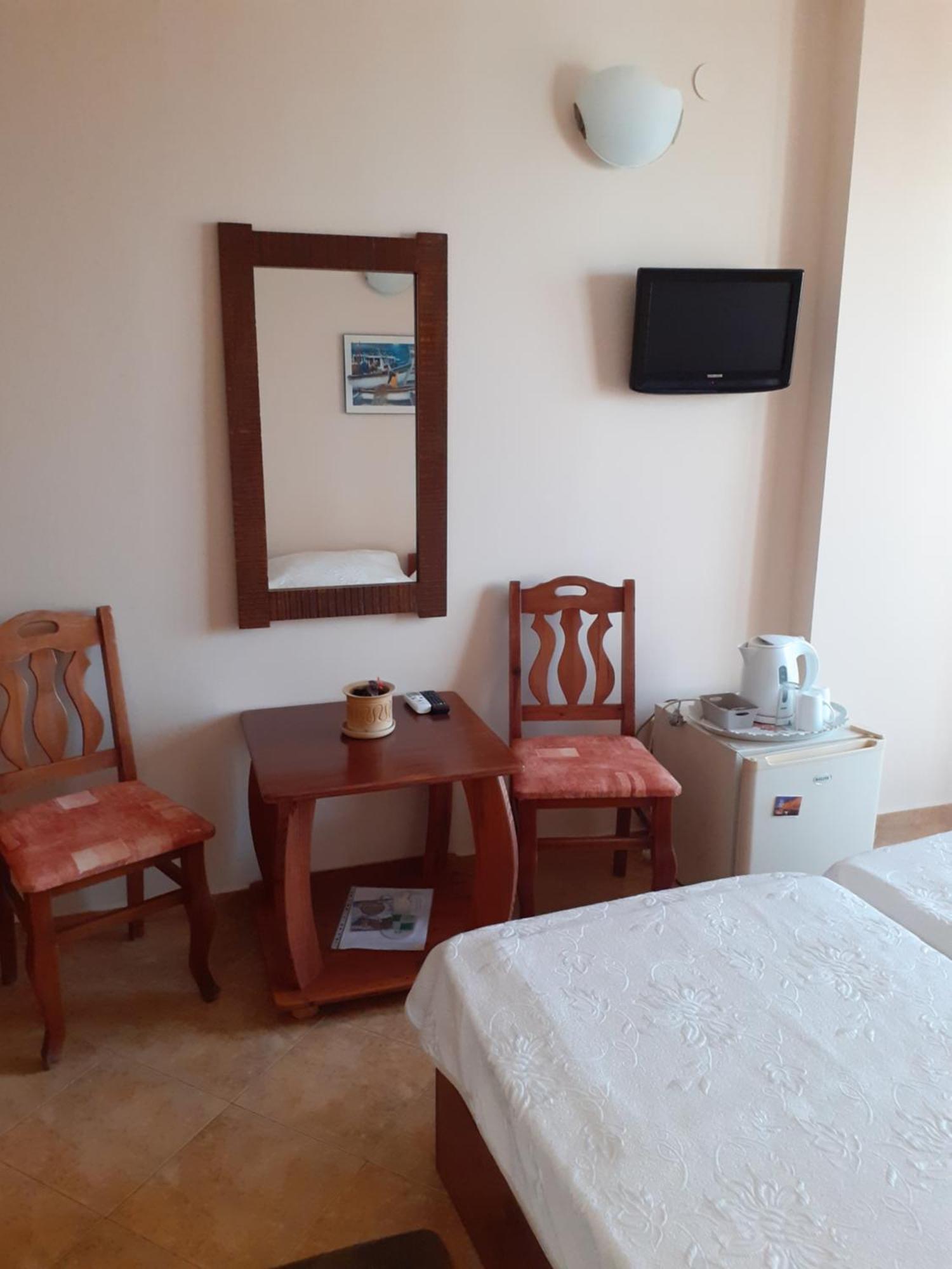Family Hotel Emilia Sozopol Exterior foto